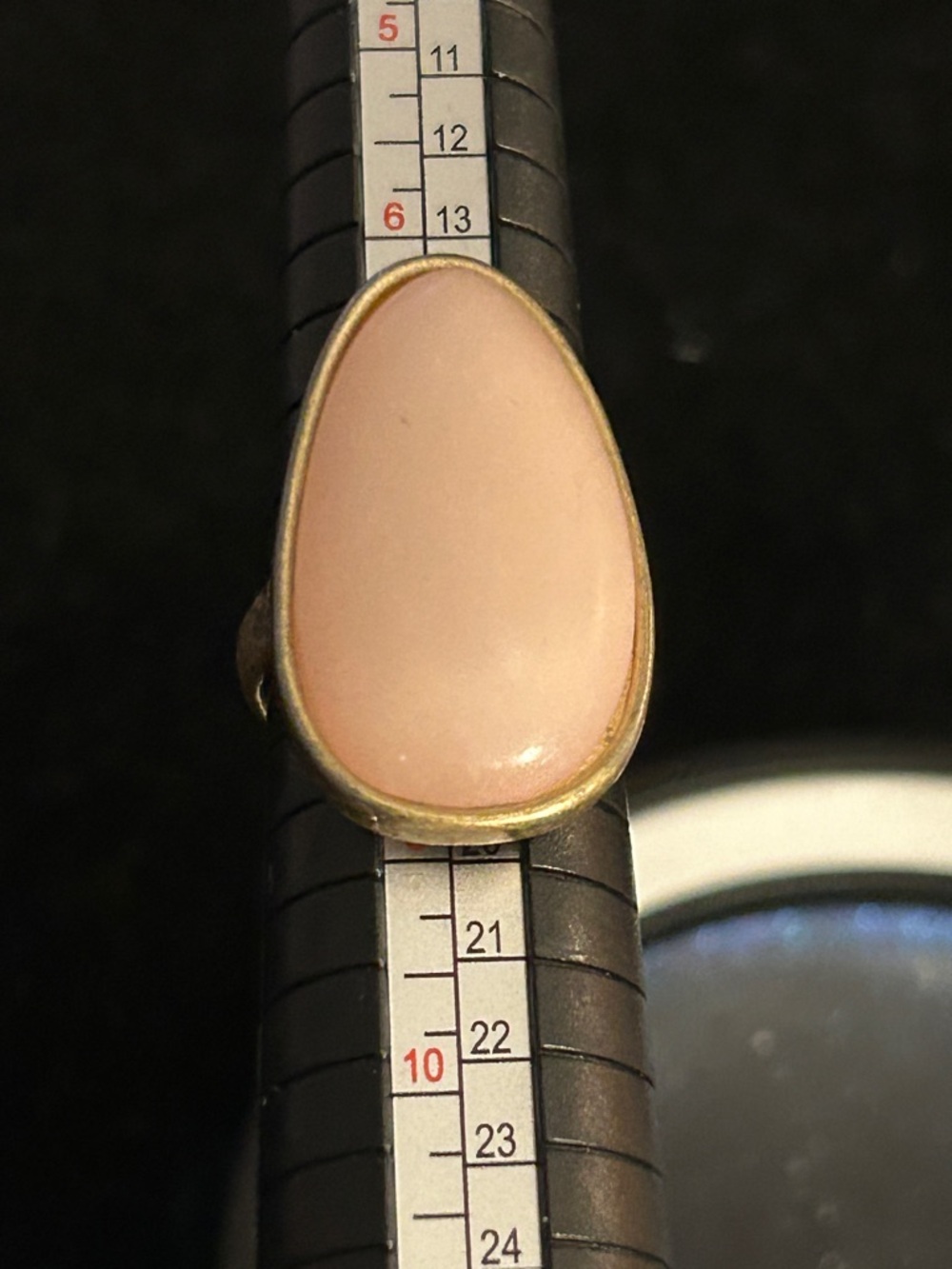 Vintage Cocktail Rings.  Lot of 26!  All sizes! - Picture 15 of 16